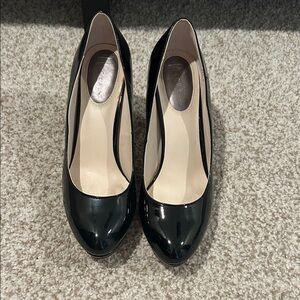Black Patent Leather Women's Pumps